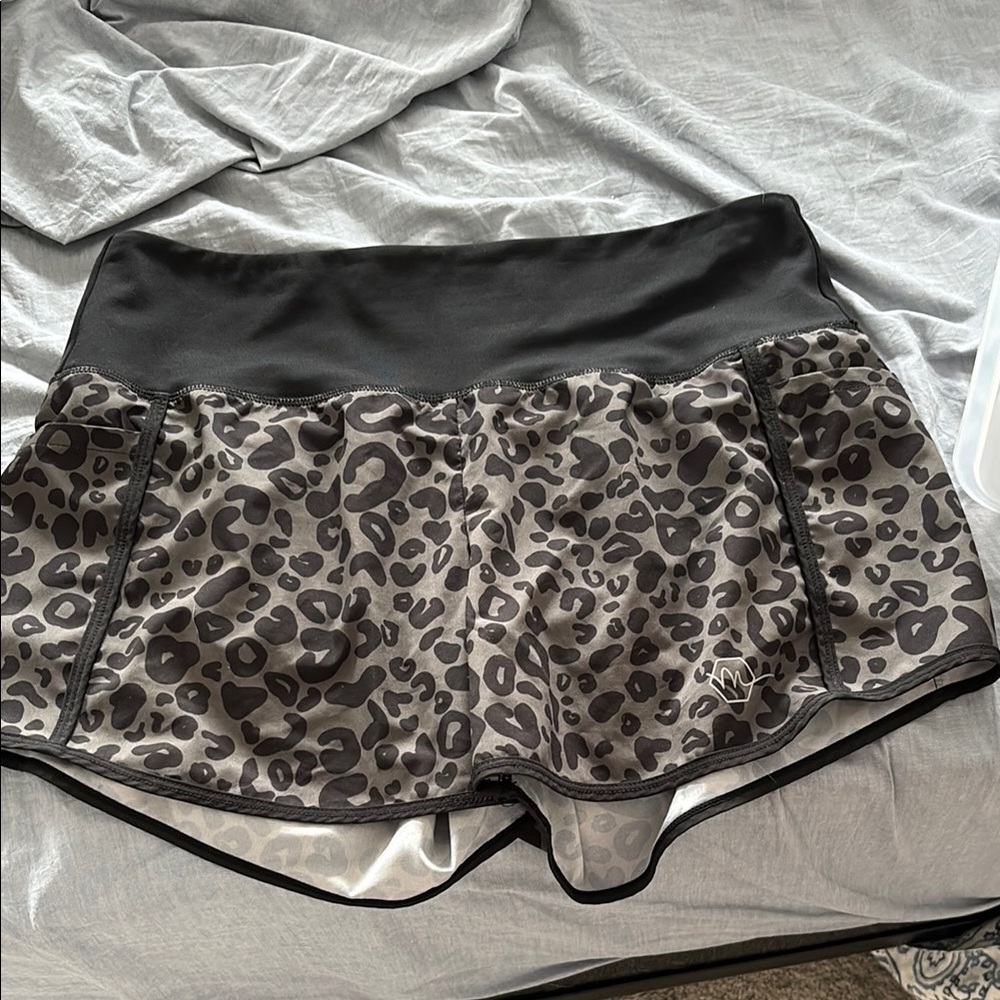 Black Leopard Print Athletic Short maven thread M